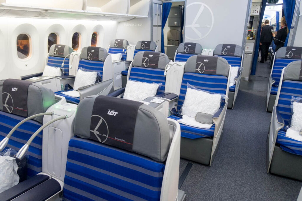 Lot 787 Business Class