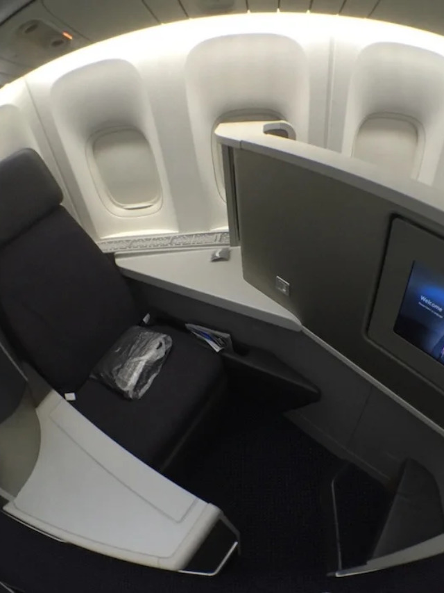 Business Class American Airlines 777 Review